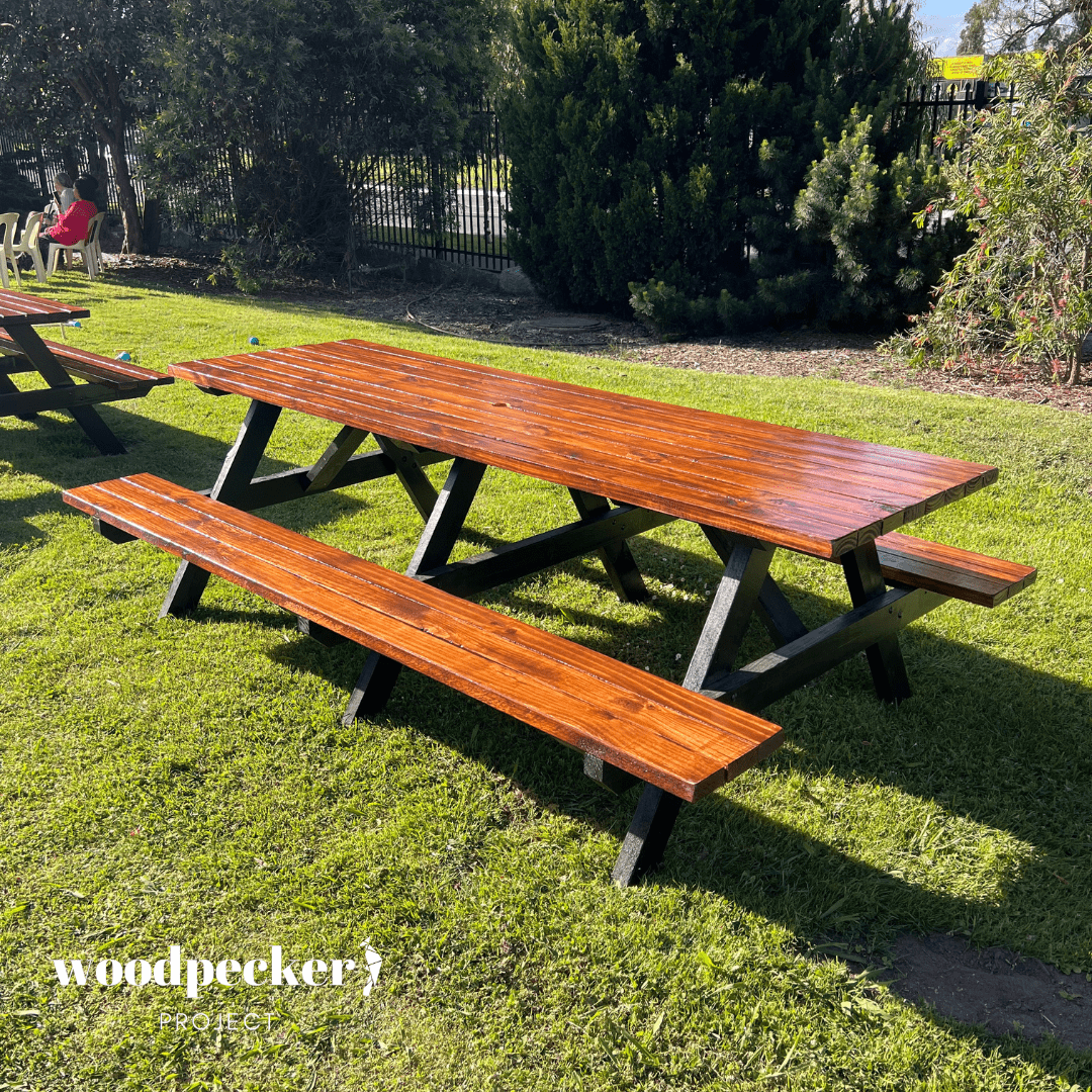 Accessible picnic tables for inclusive outdoor spaces
